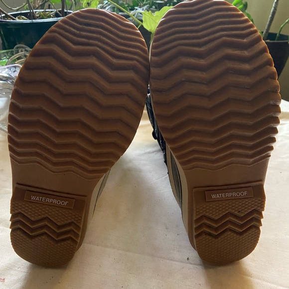 Women’s Size 11 Sorel Joan of Arctic ll Waterproof Winter Boots - Picture 3 of 4